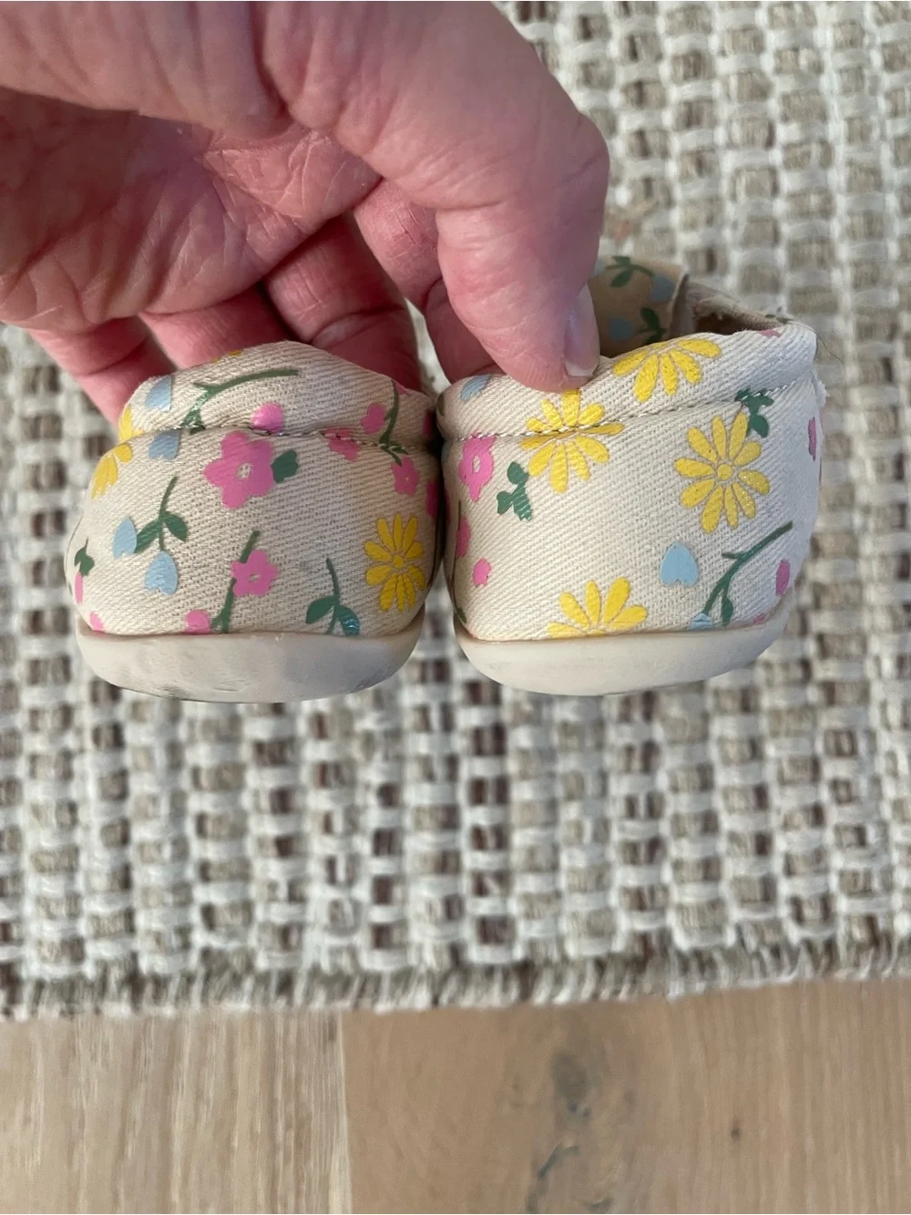 See Kai Run Bianca Mini Mary Janes - size 6